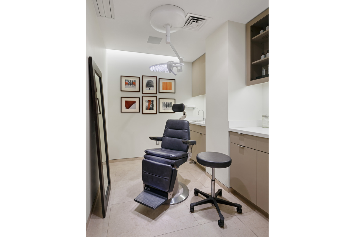 Haideh Hirmand Surgical Suite